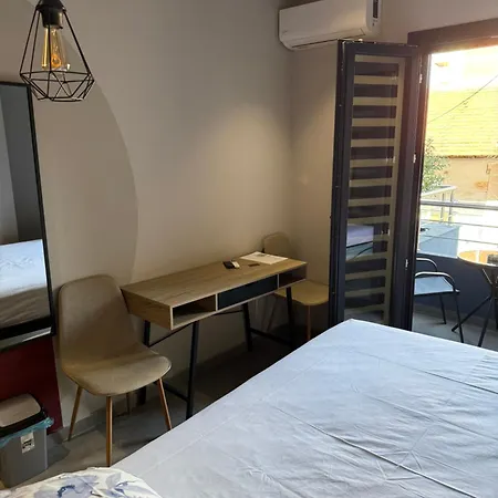 Mp Luxury 1 * Larissa